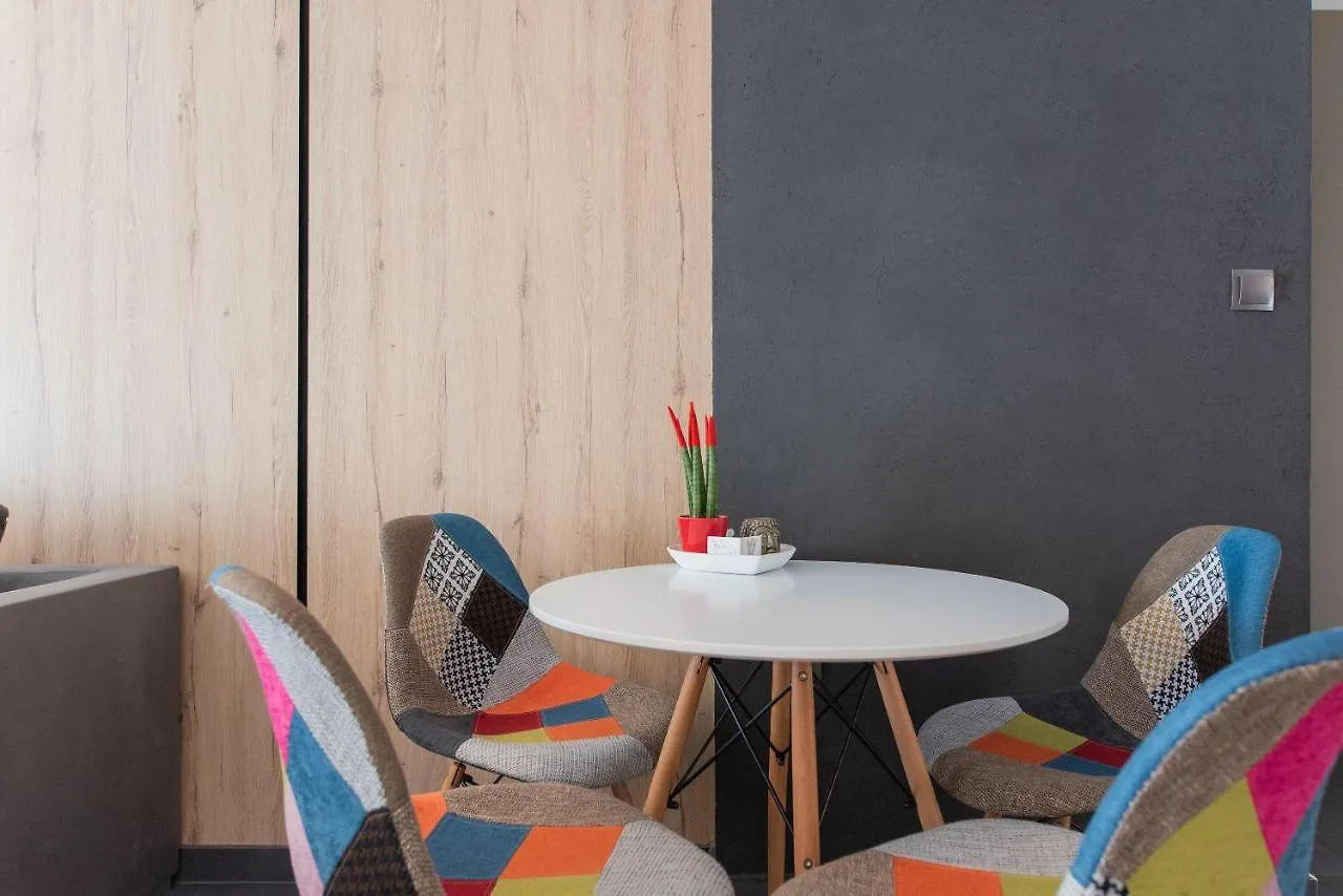 #Sansevieria Apt By Halu! Apartments Thessaloniki 0*,